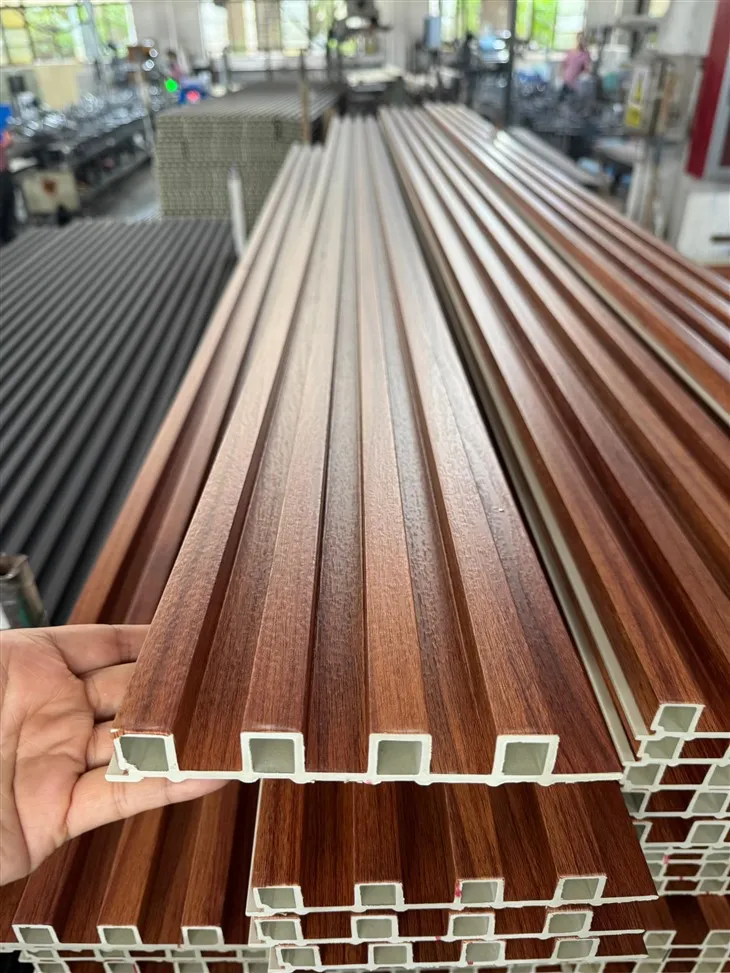 Vatnsheldur WPC veggspjald tré viðarpallur fyrir hótel